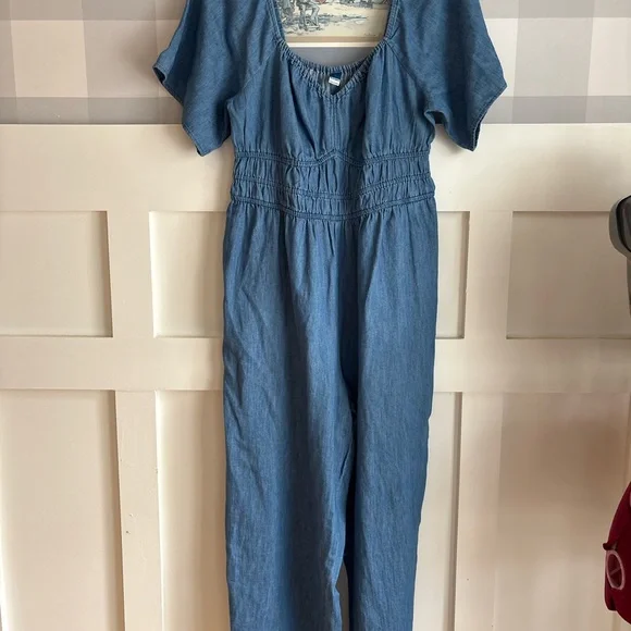 Denim Blue Jumpsuit with Smocked Waist Size Large - Picture 2 of 5